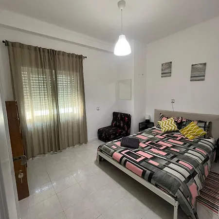 Paloma Caparica Vendégház *