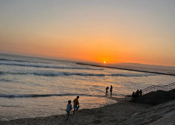 Paloma Caparica Πανσιόν